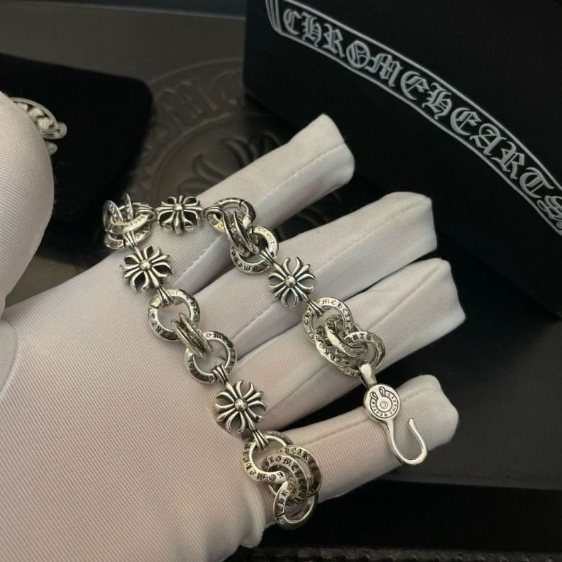 Durable Chrxmx Hxxrts Bracelets 296390