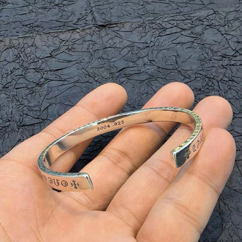 Durable Chrxmx Hxxrts Bracelets 296393