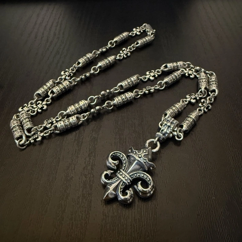 Chrxmx Hxxrts Necklaces AllSeason 295908