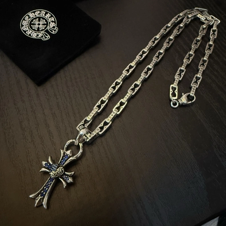 UrbanStyle Chrxmx Hxxrts Necklaces 295903