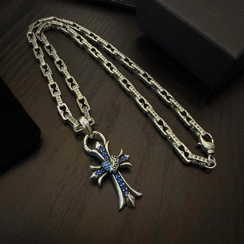 UrbanStyle Chrxmx Hxxrts Necklaces 295903