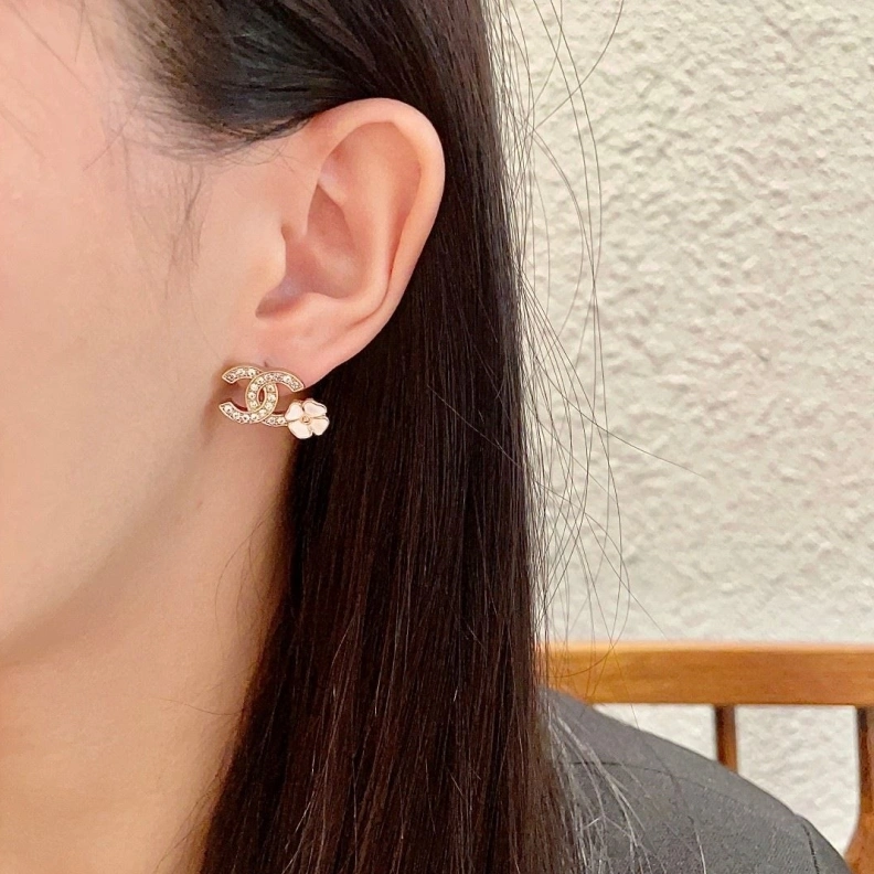 Cozy Chxnxl Earrings 284180