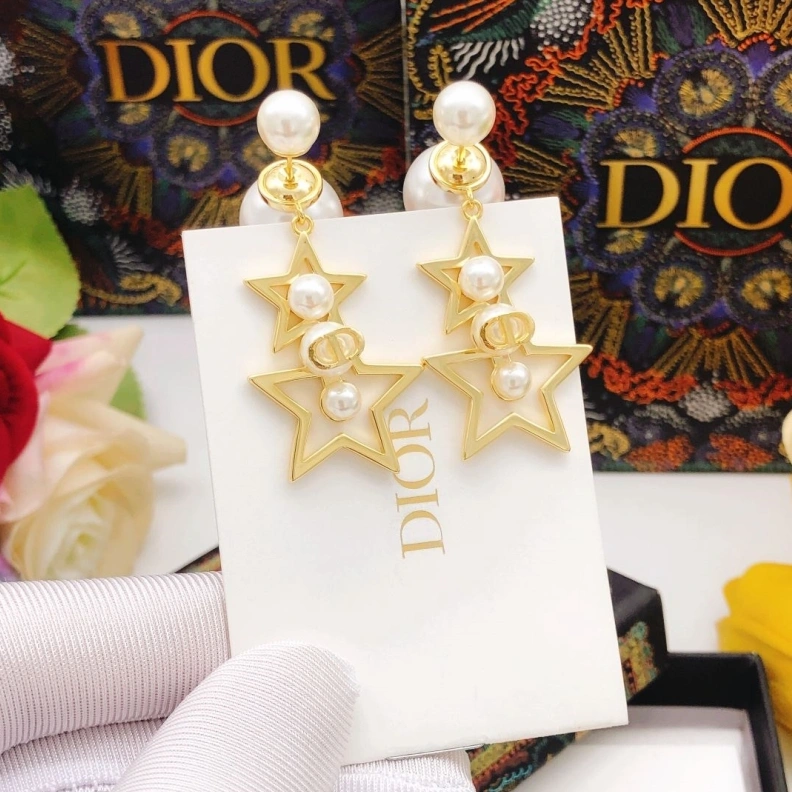 Christian Dxxr Earrings Efficient 294541