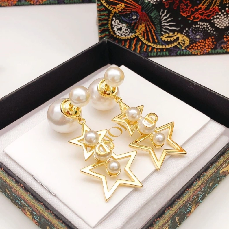 Christian Dxxr Earrings Efficient 294541