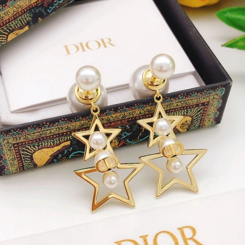 Christian Dxxr Earrings Efficient 294541