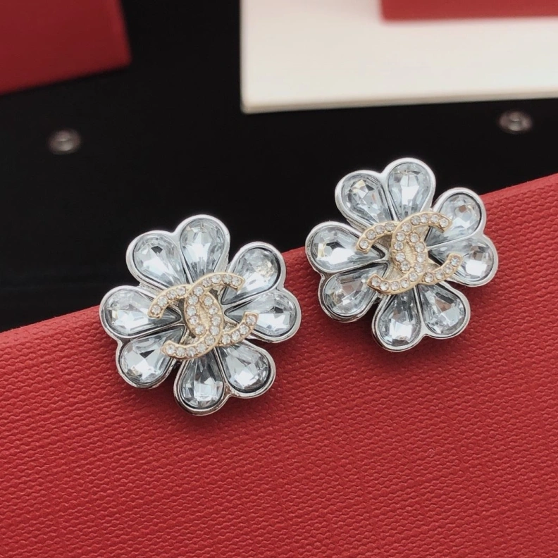 Vibrant Chxnxl Earrings 287521