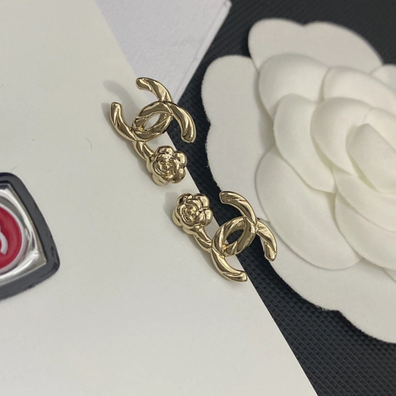 Lightweight Chxnxl Earrings 284174