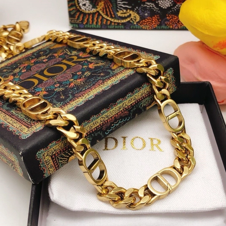 Elegant Christian Dxxr Necklaces 294399
