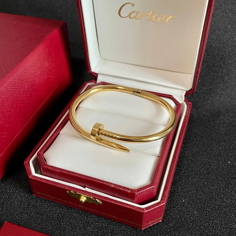 Modern Cxrtxer Bracelets 283153