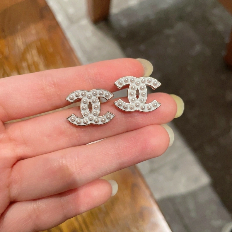 HighQuality Chxnxl Earrings 284163