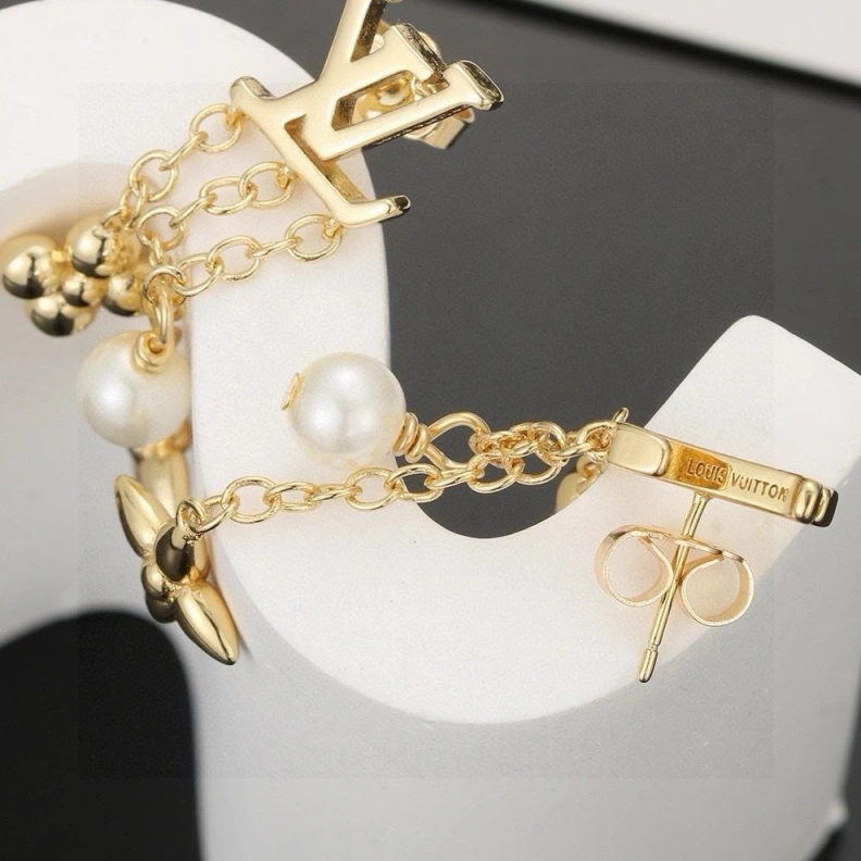 LX Brooches WellDesigned 308688
