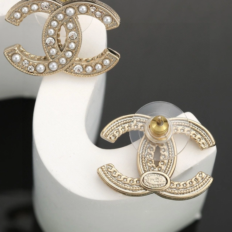 Sophisticated Chxnxl Earrings 284136