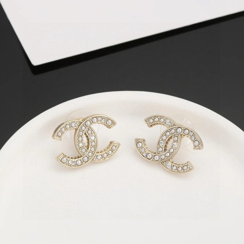 Sophisticated Chxnxl Earrings 284136