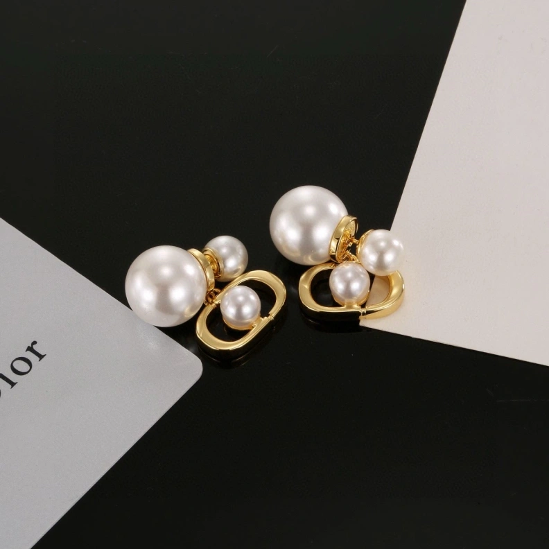 Resilient Christian Dxxr Earrings 293865