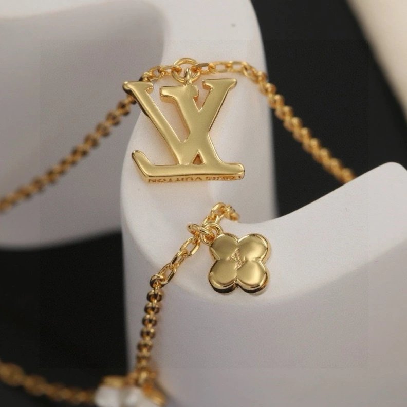 Durable LX Necklaces 308469