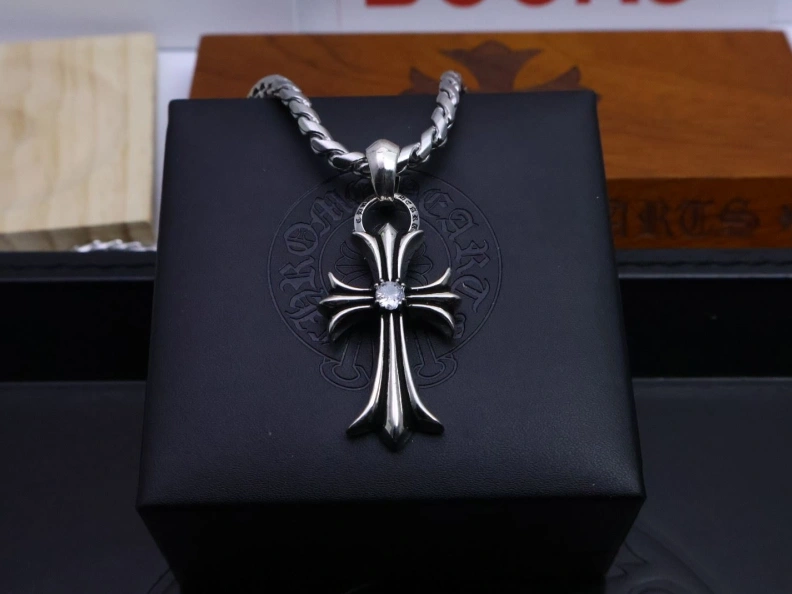 Chrxmx Hxxrts Necklaces Functional 295901
