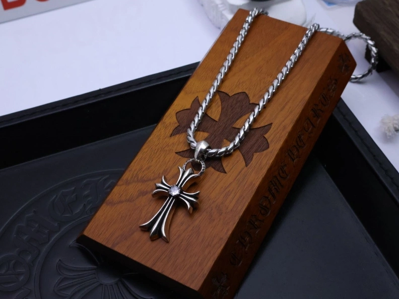 Chrxmx Hxxrts Necklaces Functional 295901