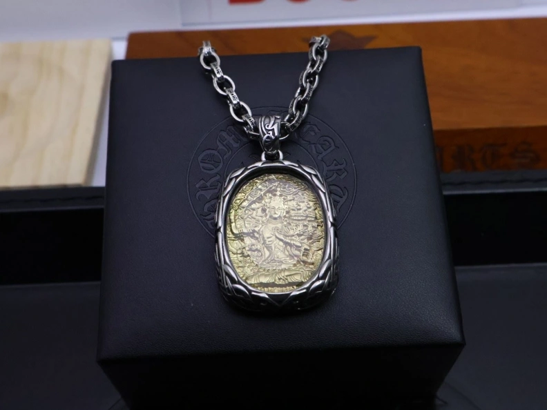GoAnywhere Chrxmx Hxxrts Necklaces 295897