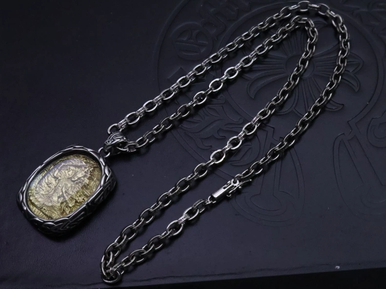 GoAnywhere Chrxmx Hxxrts Necklaces 295897