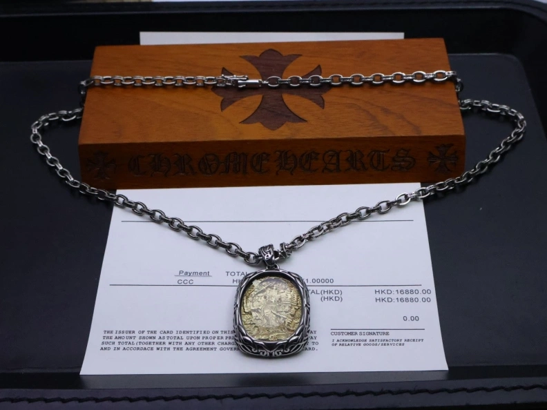 GoAnywhere Chrxmx Hxxrts Necklaces 295897