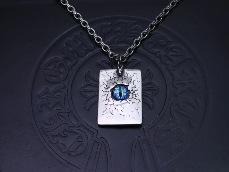 Lightweight Chrxmx Hxxrts Necklaces 295896