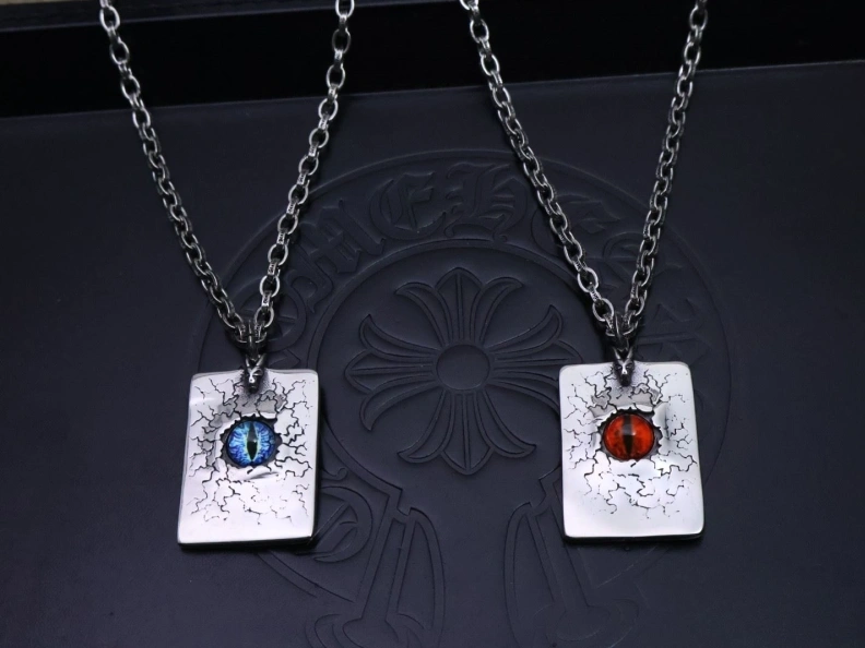 Lightweight Chrxmx Hxxrts Necklaces 295896