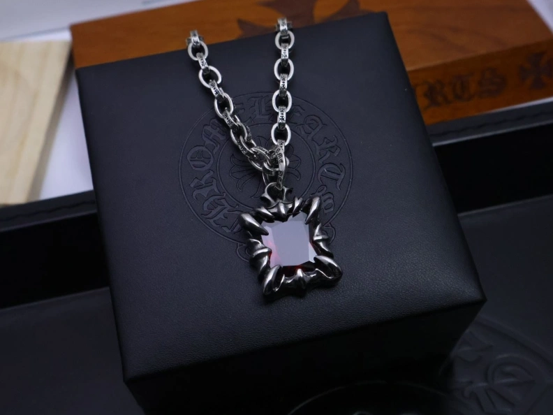 Affordable Chrxmx Hxxrts Necklaces 295893