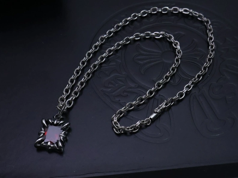 Affordable Chrxmx Hxxrts Necklaces 295893
