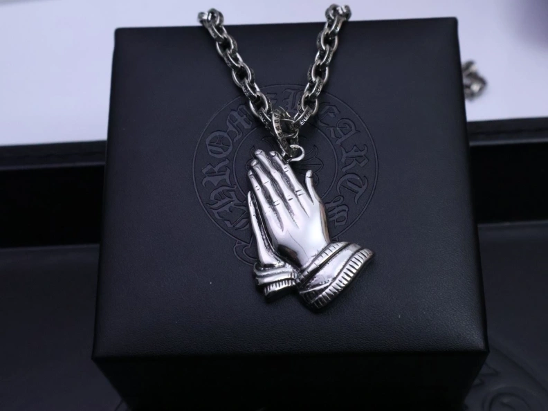 Chrxmx Hxxrts Necklaces EasyMatch 295892