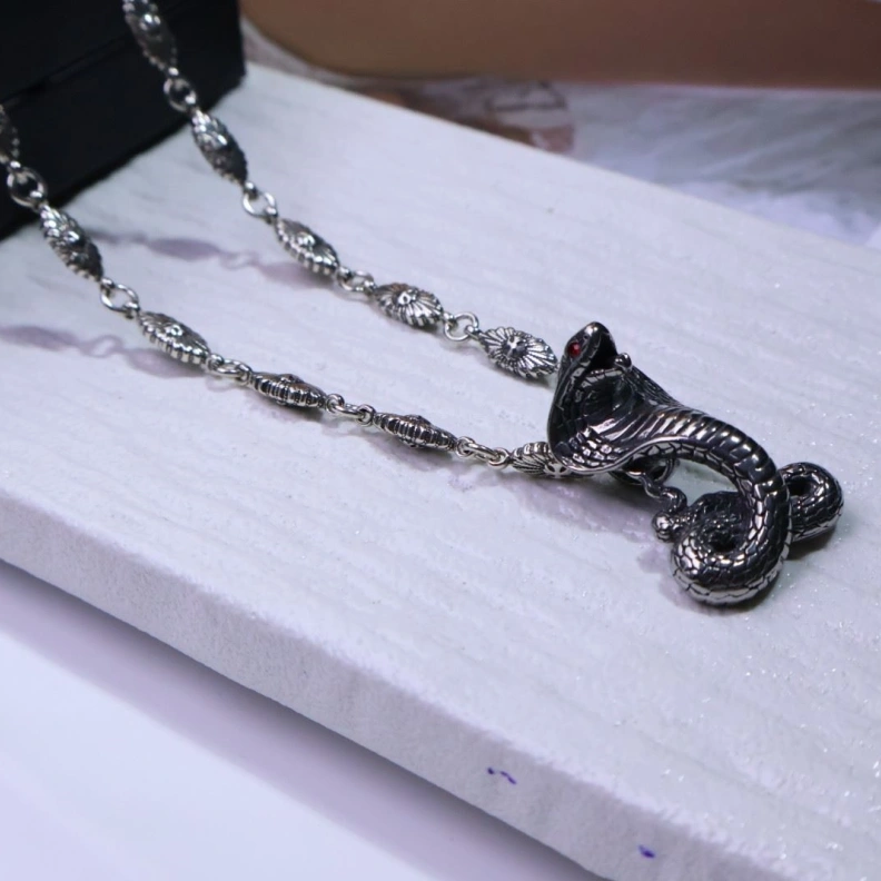 Cozy Chrxmx Hxxrts Necklaces 295883
