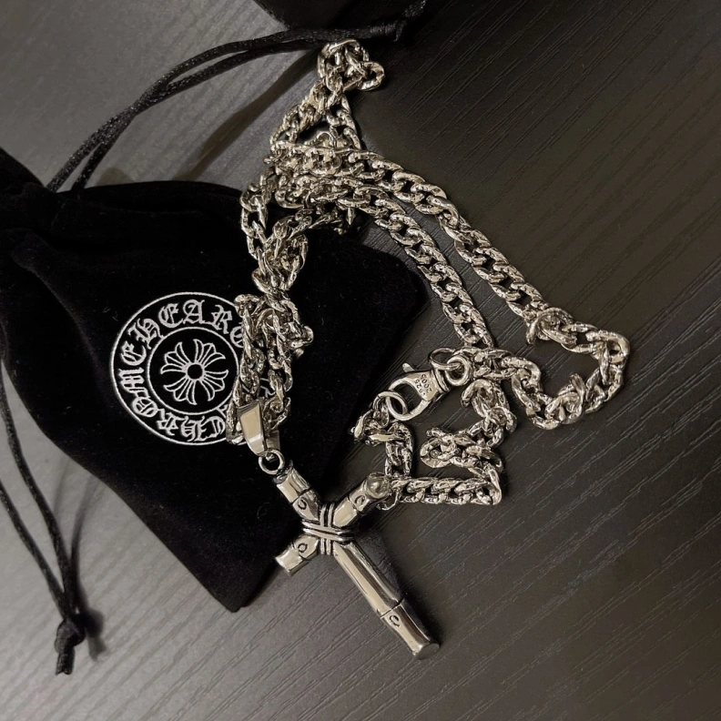 Affordable Chrxmx Hxxrts Necklaces 295866
