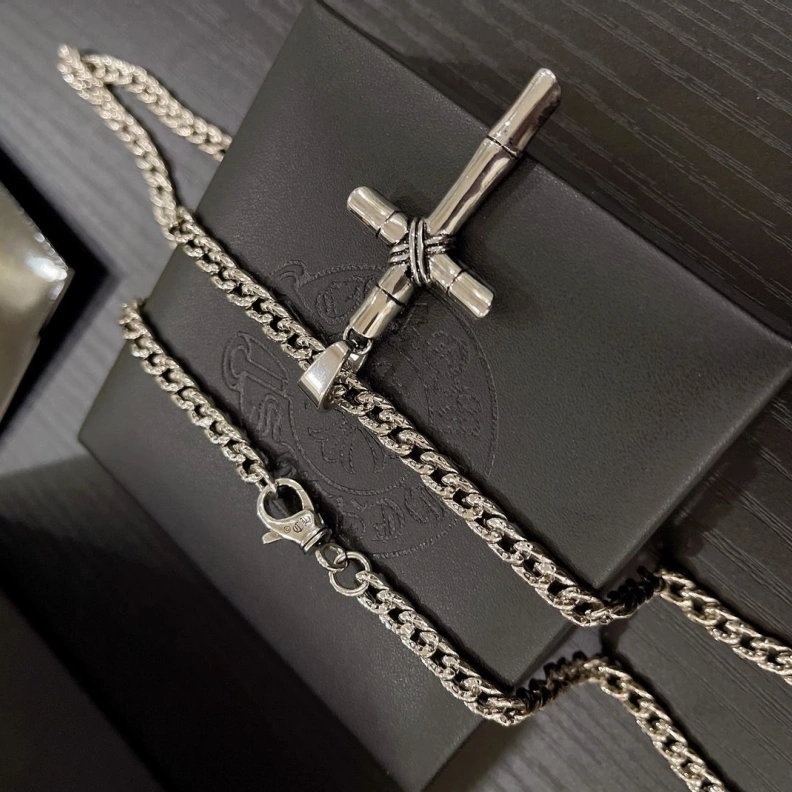 Affordable Chrxmx Hxxrts Necklaces 295866