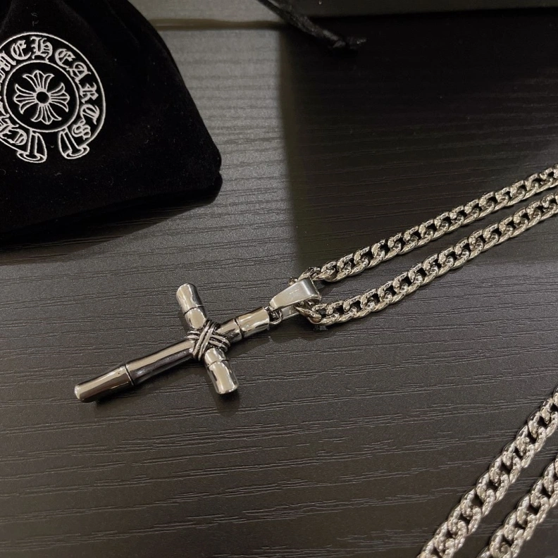 Affordable Chrxmx Hxxrts Necklaces 295866