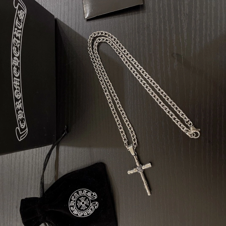 Affordable Chrxmx Hxxrts Necklaces 295866