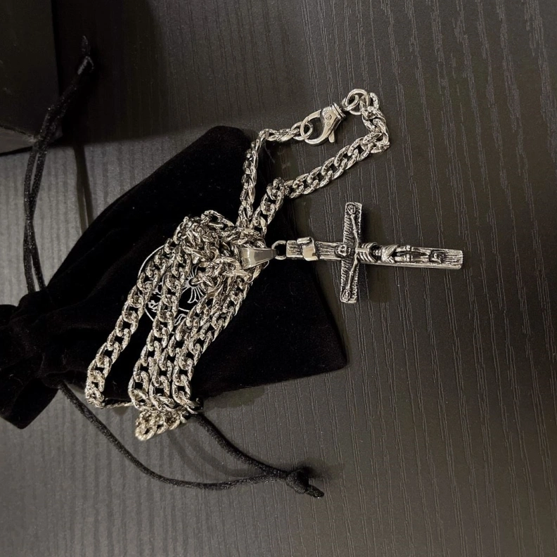Chrxmx Hxxrts Necklaces Stylish 295869