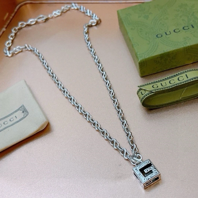 Gxccx Necklaces Unique 301984