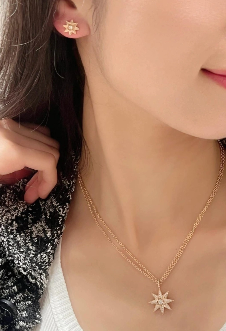 Christian Dxxr Necklaces Minimalist 293724