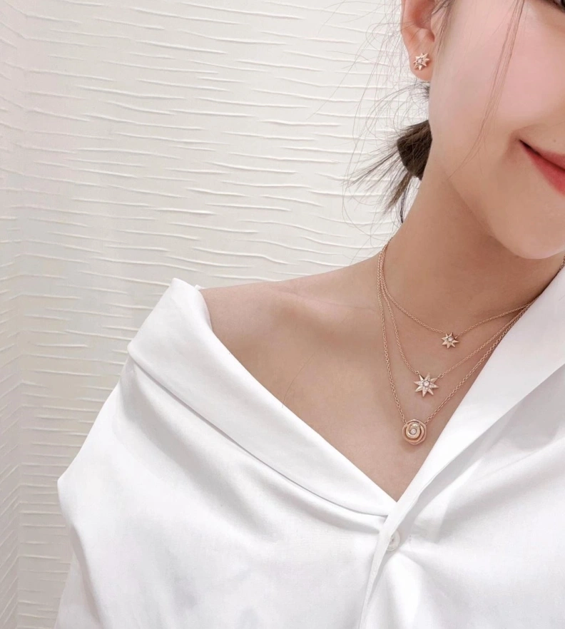 Christian Dxxr Necklaces Minimalist 293724