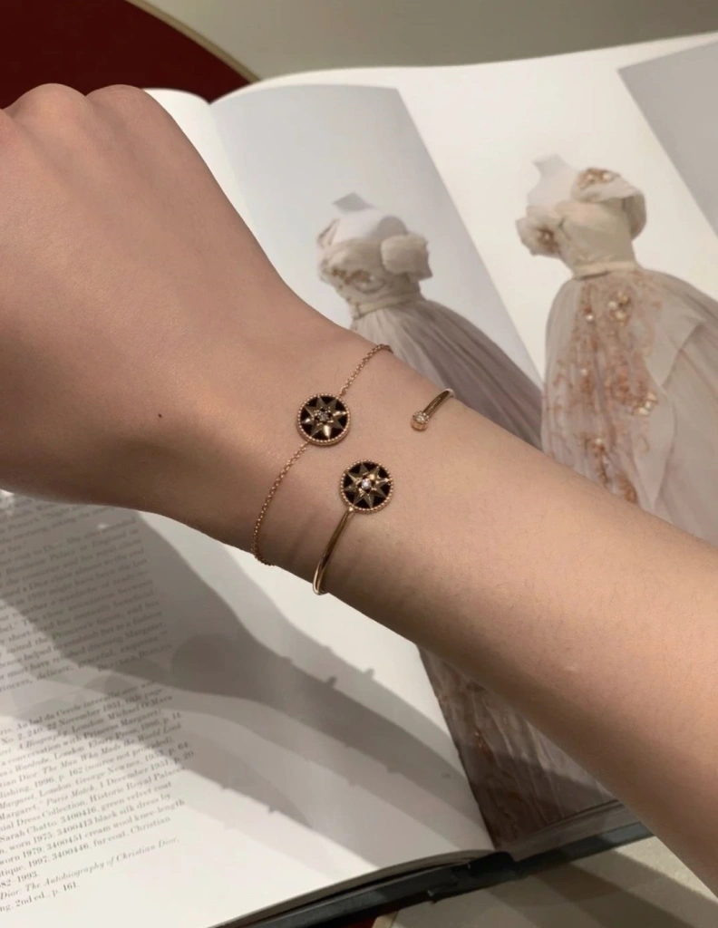 Christian Dxxr Bracelets Versatile 293997
