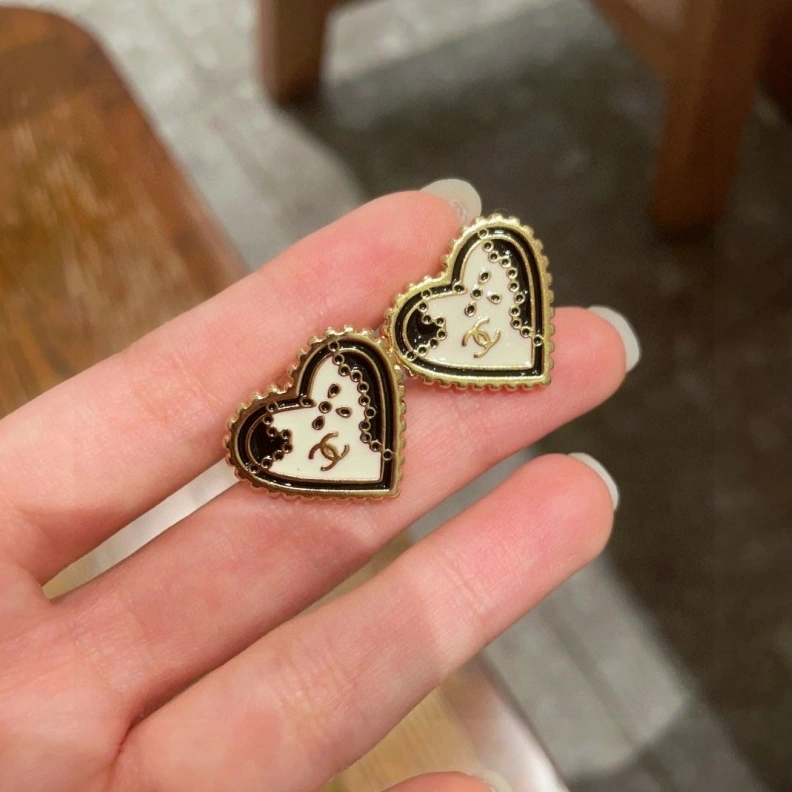 HighQuality Chxnxl Earrings 284132