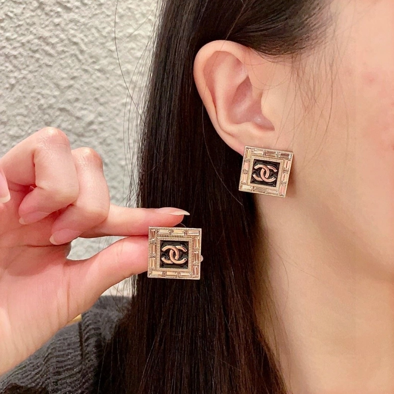 Chxnxl Earrings Compact 284123