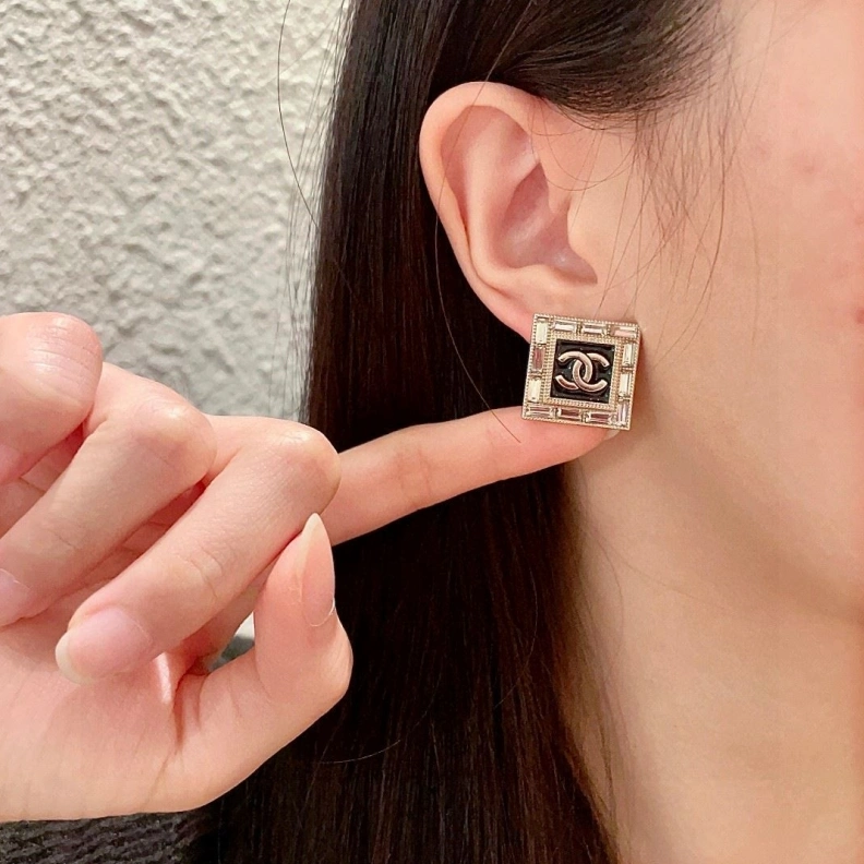 Chxnxl Earrings Compact 284123