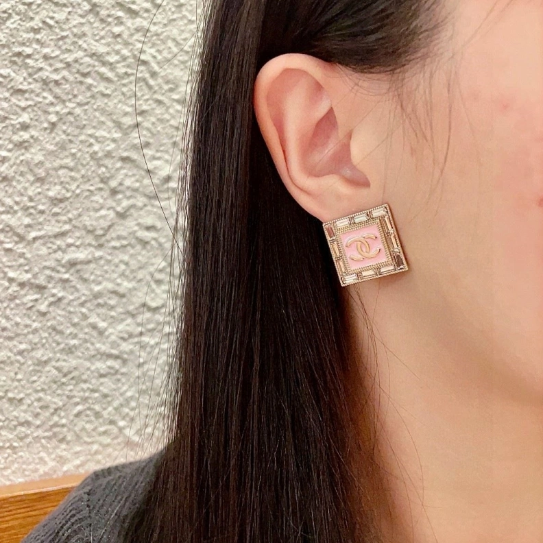 Sophisticated Chxnxl Earrings 284125
