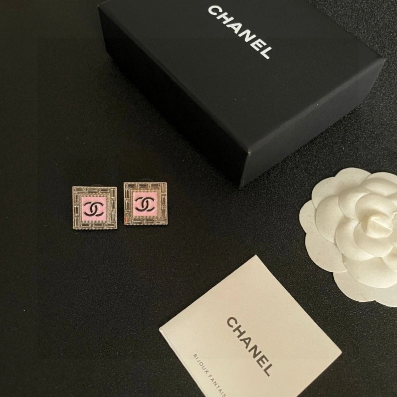 Sophisticated Chxnxl Earrings 284125