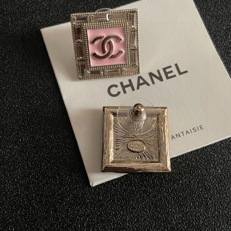 Sophisticated Chxnxl Earrings 284125