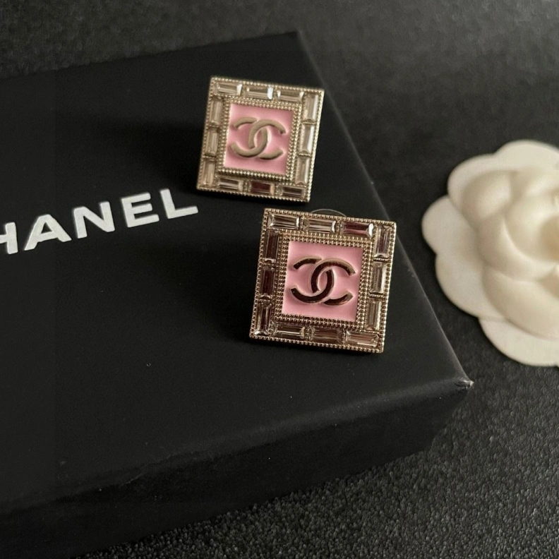 Sophisticated Chxnxl Earrings 284125