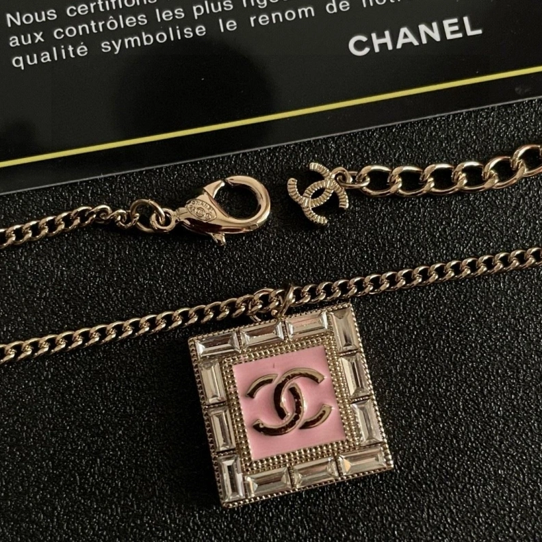 Cozy Chxnxl Necklaces 284877