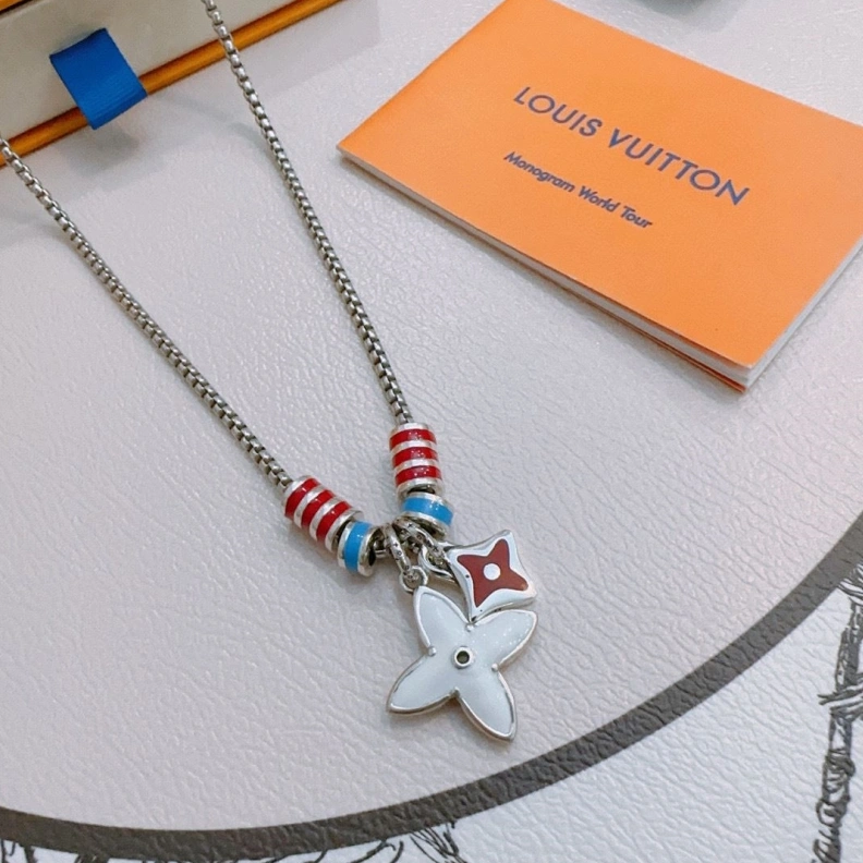 Durable LX Necklaces 308477