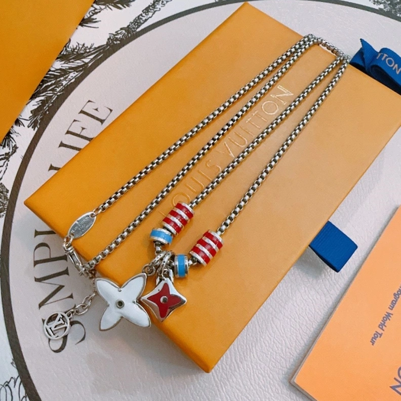 Durable LX Necklaces 308477