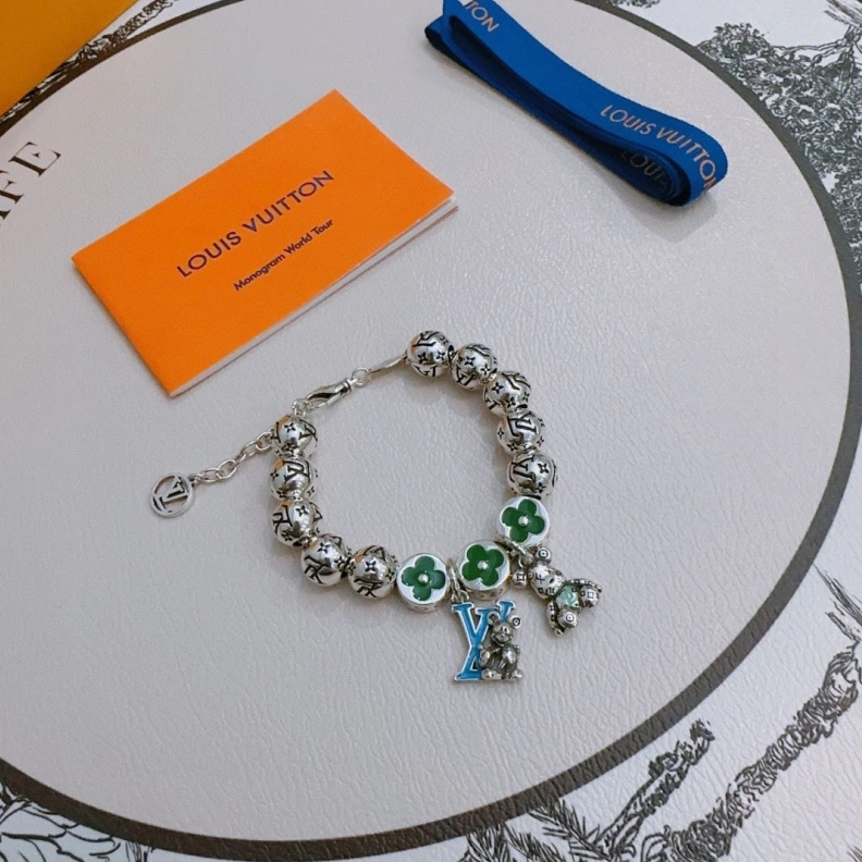 Affordable LX Necklaces 308524